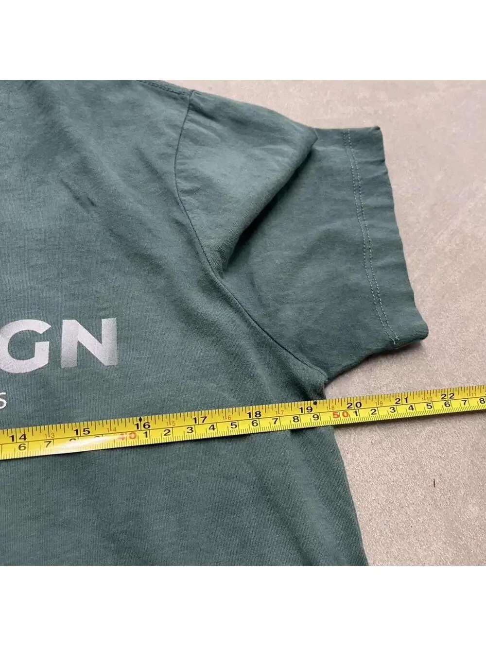 True Religion TRLGN Logo Graphic T Shirt Mens Small Green Casual Tee